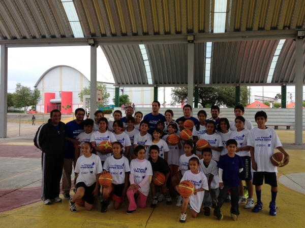 CDC Patrocina Clinica de Baloncessto